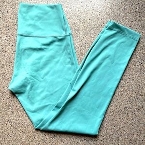 Lululemon Capri leggings